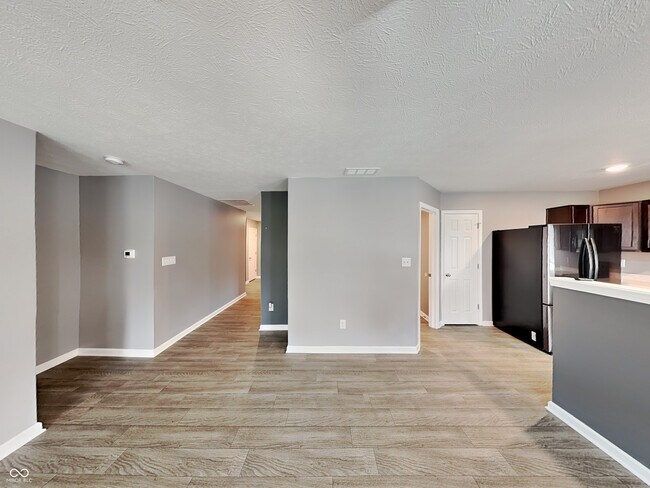 Building Photo - 8145 Ambrosia Ln