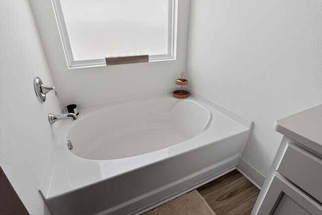 Building Photo - 159 Blooming Cv