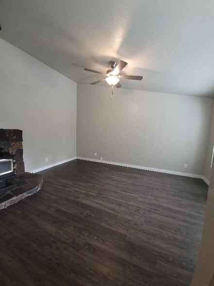 Building Photo - 7888 W Pomona St