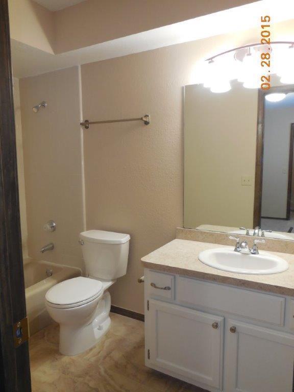 Building Photo - 2 BED 2 BATH 1 CAR GARAGE FAIRFIELD GREENS...