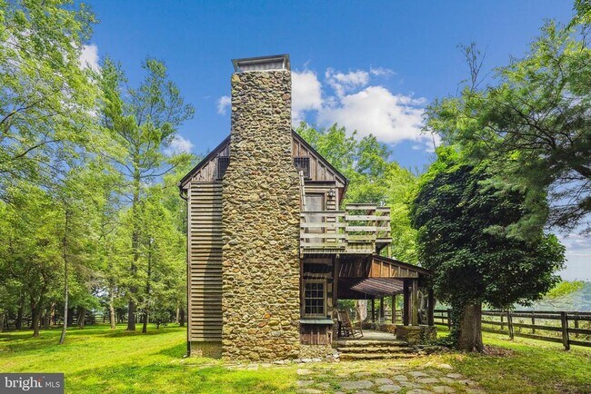 Building Photo - 18285 Foundry Rd