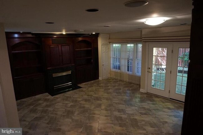 Building Photo - 8036 Kidwell Town Ct