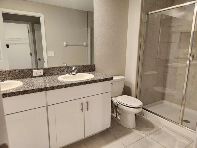 Building Photo - 10488 Shady Preserve Dr