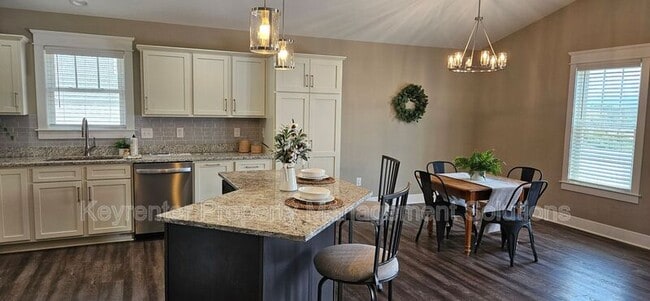 Building Photo - 42 Mcilwee Ln