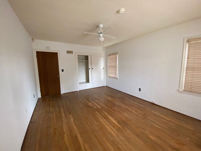 Building Photo - Upcoming Charming 2 Bed, 2Bath home in Kingsburg CA