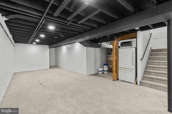 Building Photo - 14 Hearthstone Ln