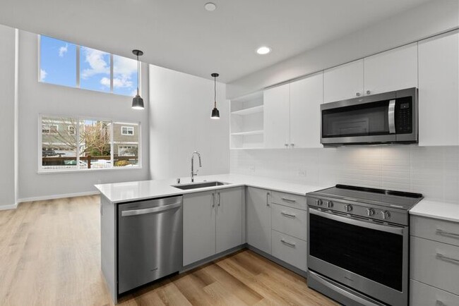 Building Photo - Stunning Brand-New Ballard Townhome with A...