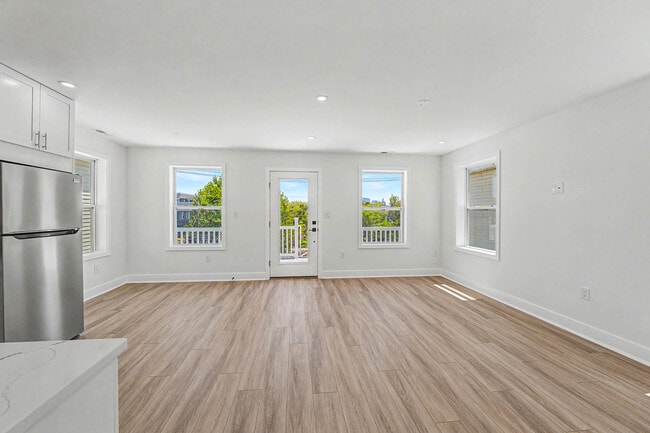 Building Photo - 38 N Boston Ave