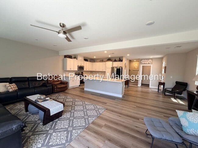 Building Photo - Stylish Corner Lot Townhome with No Rear Neighbors