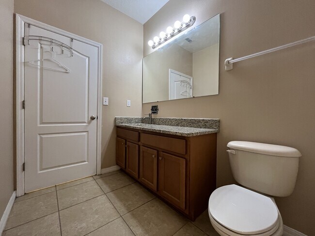 Building Photo - 2825 Whistlewood Dr
