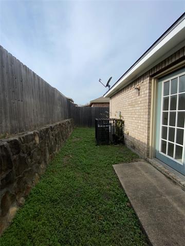 Building Photo - 1703 Novella Ct