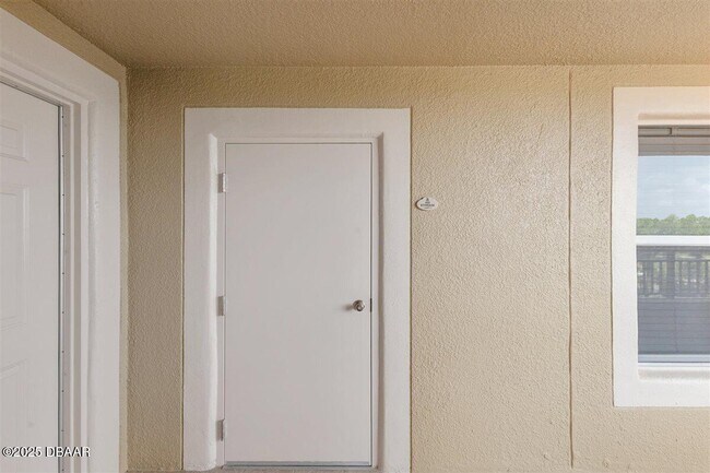 Building Photo - 424 Luna Bella Ln