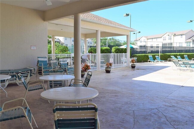 Building Photo - 8390 Wingate Dr