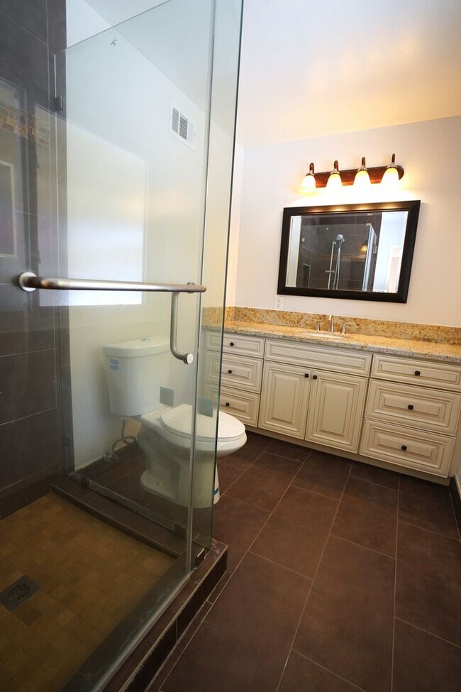 Building Photo - Beautiful Updated San Jose Home!