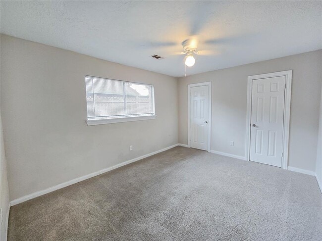 Building Photo - 11207 Sagevalley Dr