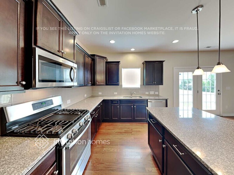 Building Photo - 184 Glastonbury Dr