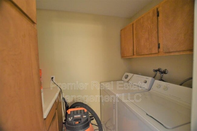 Building Photo - 2111 Lowell Blvd