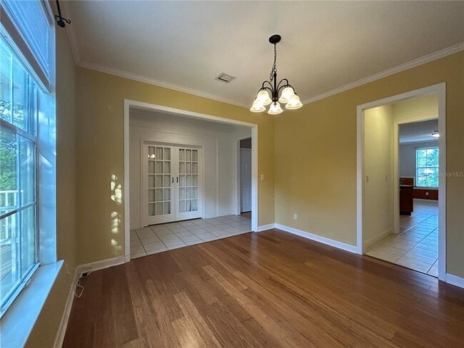 Building Photo - 2549 Twain Dr