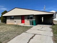 Building Photo - 3 Bedroom 1 Bathroom in Ogden