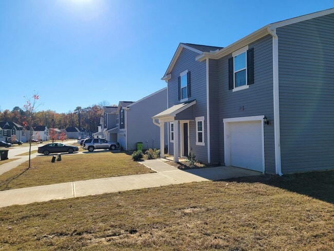 Building Photo - 285 Riley Wy