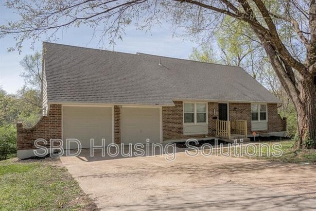 Primary Photo - 9710 Hillcrest Rd