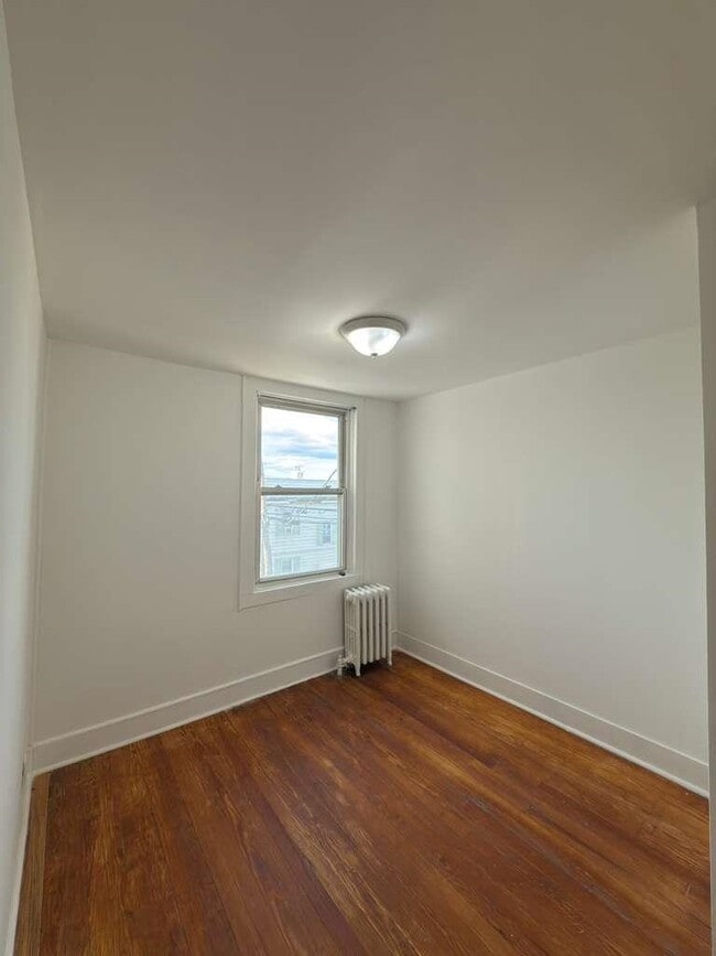 Building Photo - 7506 Cottage Ave