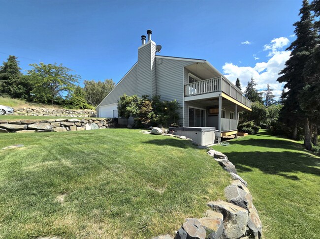 Building Photo - Extra Large 4-Bed, 2.5-Bath for Rent in East Wenatchee SD!