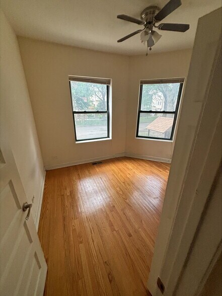 Building Photo - Greenwood Apartments