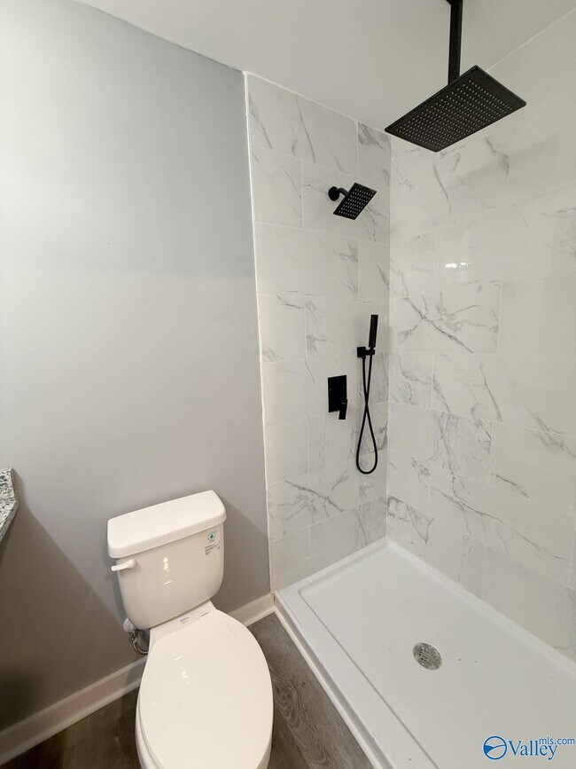 Building Photo - 3316 Clopton St SW