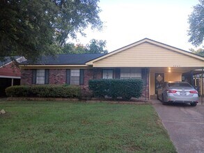 Building Photo - 4 Success Realty is now offering this 3 be...