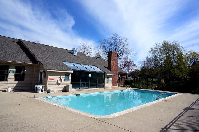 outdoor pool - 2032 N Rand Rd