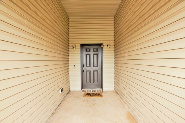 Building Photo - 14701 Travertine Fls Ln
