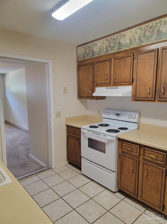 Building Photo - 8146 Treetop Ln