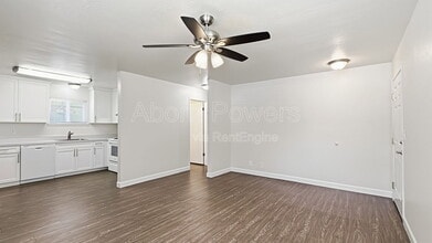 Building Photo - 2760 Coloma St