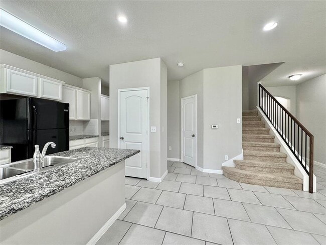 Building Photo - 113 Homily Dr