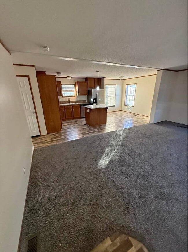 Building Photo - 1322 Cambridge Ln