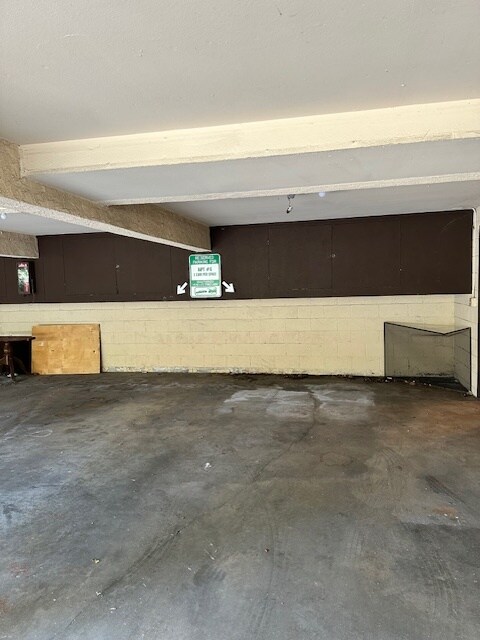 Building Photo - 215 S Hudson Ave