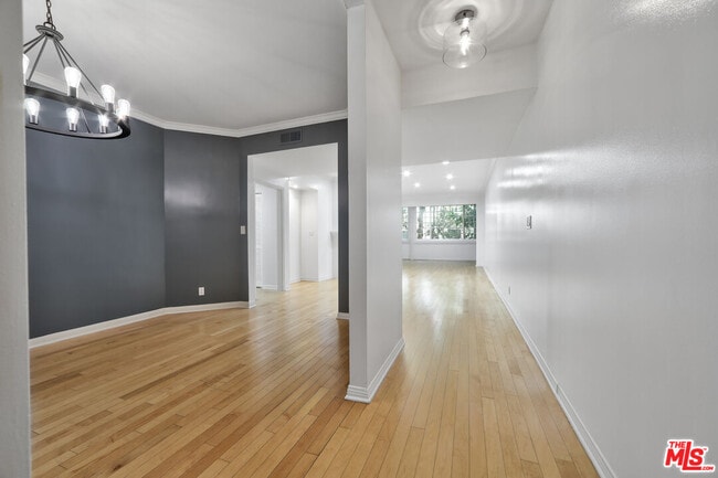 Building Photo - 11939 Gorham Ave