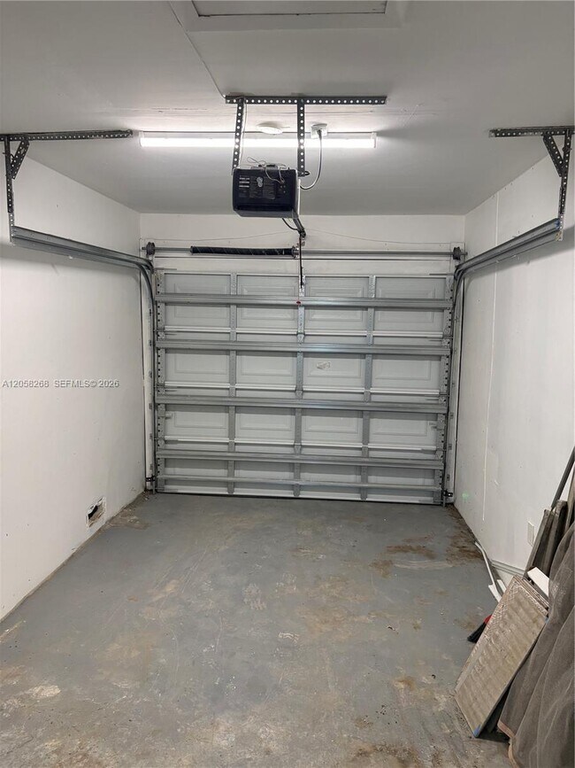 Building Photo - 2227 NW 65th Ave