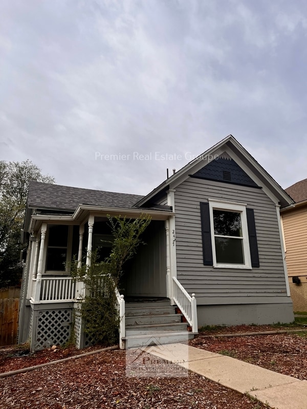 Primary Photo - 3306 1/2 W Platte Ave