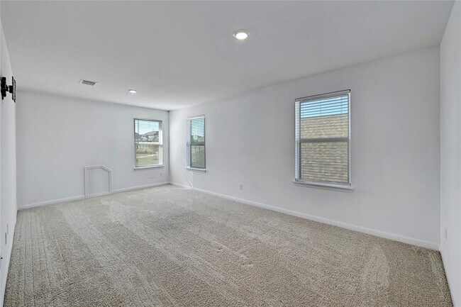 Building Photo - 6411 Velvet Leaf Ln
