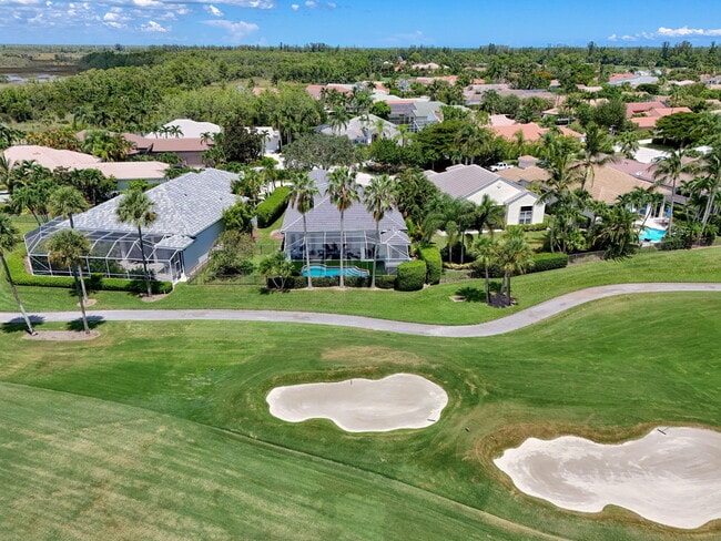 Building Photo - 6778 Oakmont Way