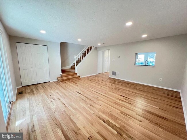 Building Photo - 3715 Bonnybridge Pl