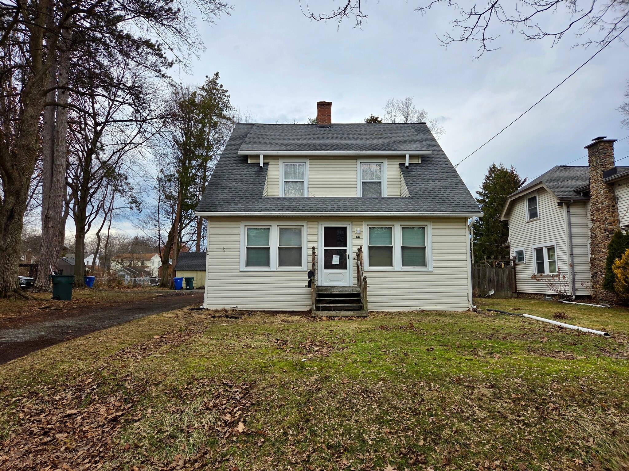 Building Photo - 64 Tryon Park