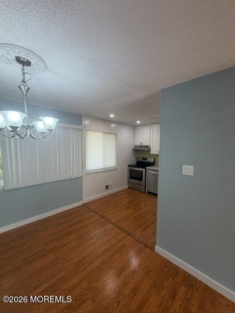 Building Photo - 80 Bowline St