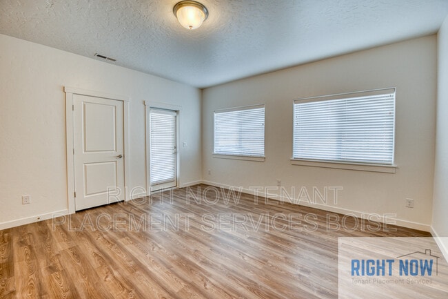 Building Photo - 5505 E Bollo St