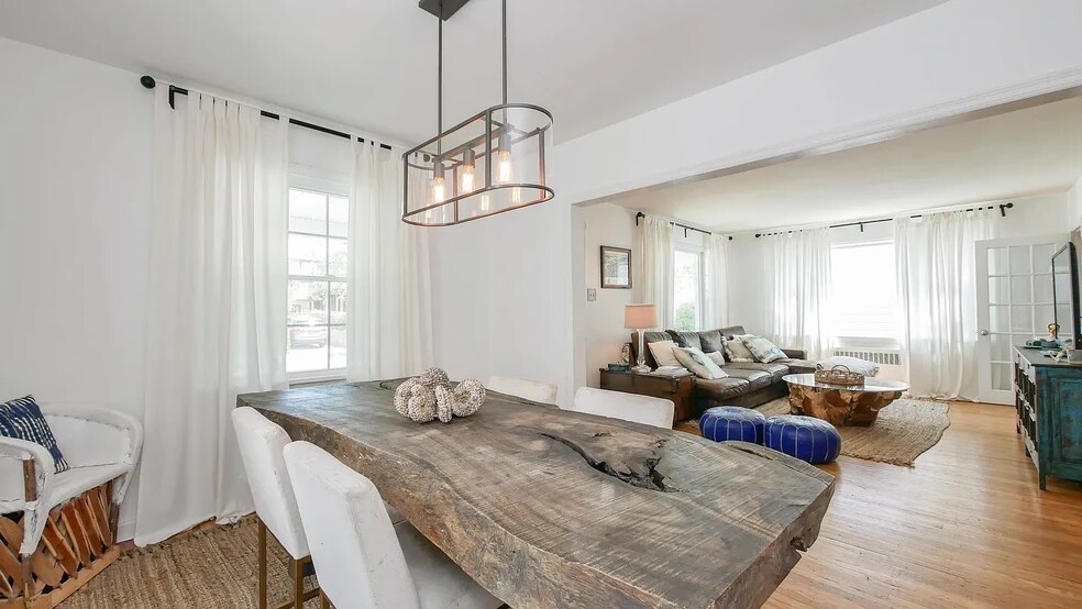 Building Photo - 110 N Pembroke Ave