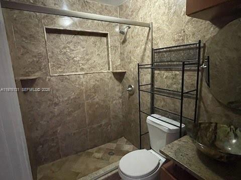 Building Photo - 3121 NE 12th Ave