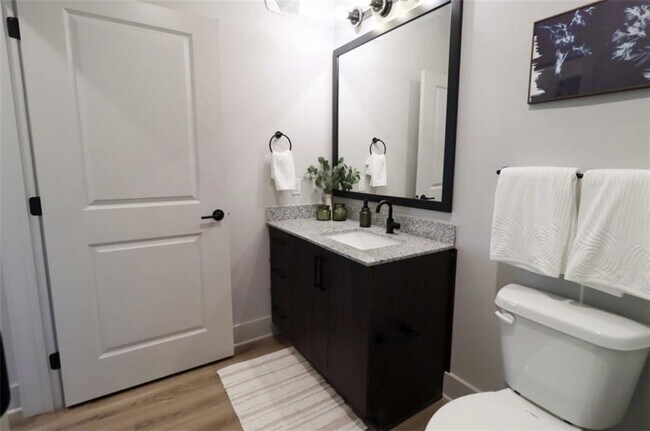 Building Photo - 300 Hwy 81