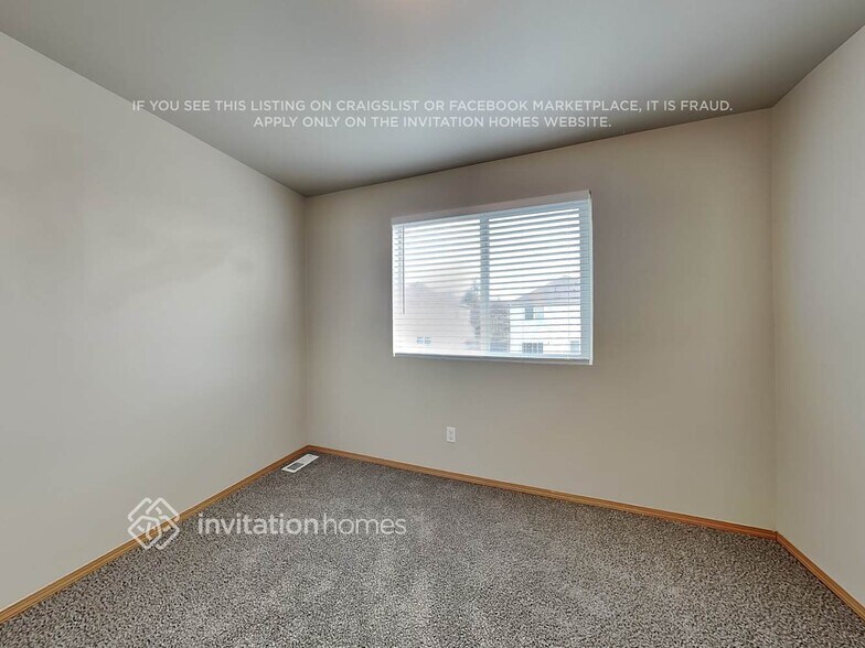 Building Photo - 17729 16th Ave E